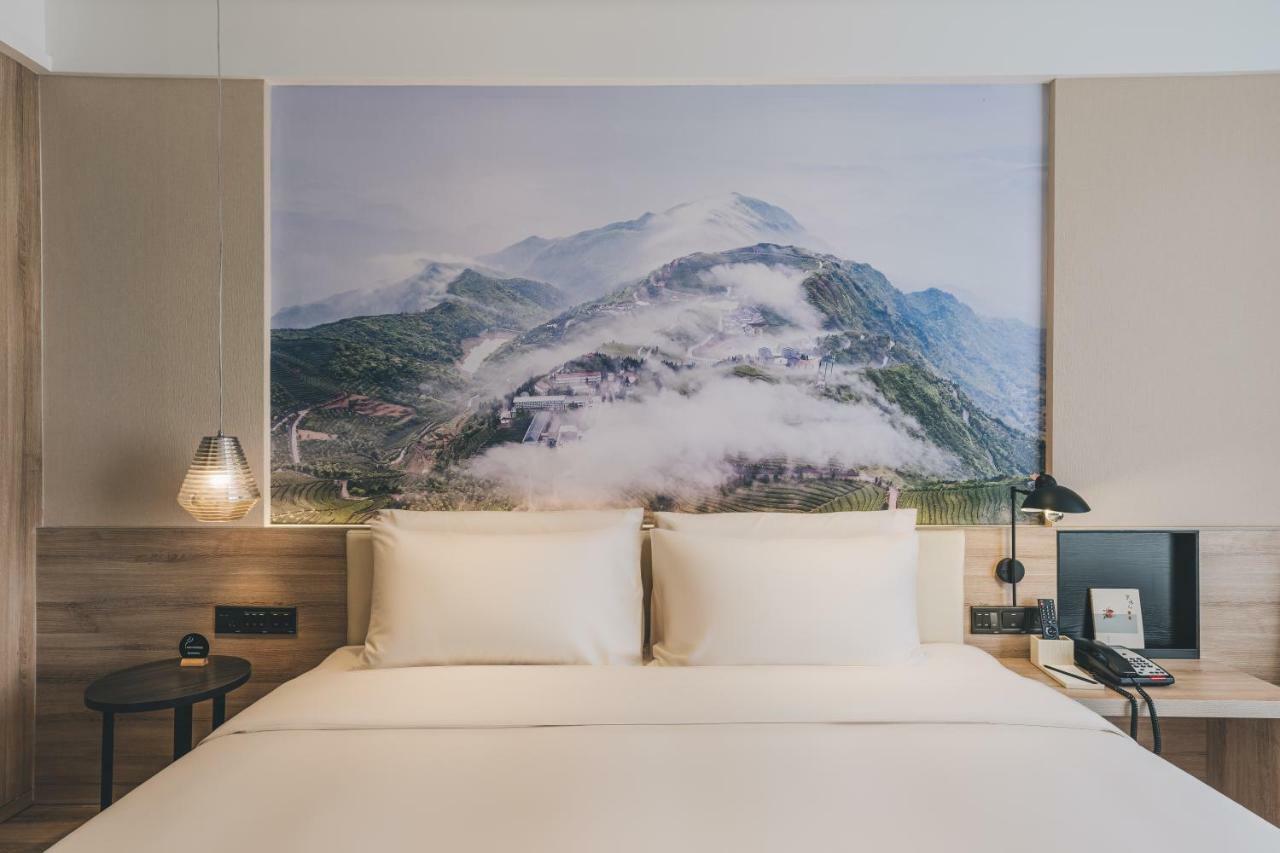 Atour Hotel Haining Leather City South Gate Екстериор снимка